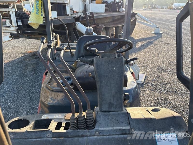 Toyota 8FGU25 4500 lb Forklift Autokrāvēji - citi