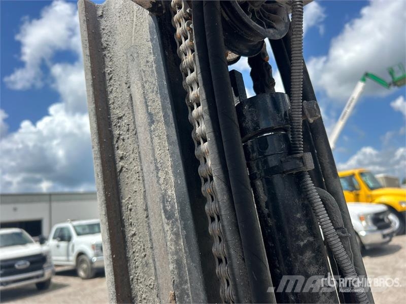 Toyota 8FGU25 4500 lb Pneumatic Tire Forklift Heftrucks overige