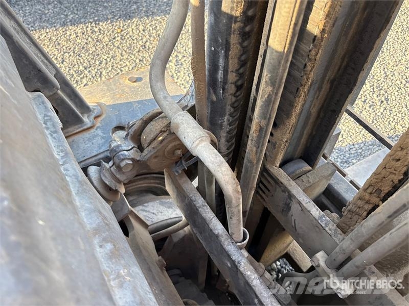 Toyota 8FGU25 4500 lb Forklift Autokrāvēji - citi