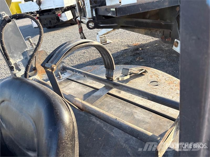 Toyota 8FGU25 4500 lb Forklift Autokrāvēji - citi