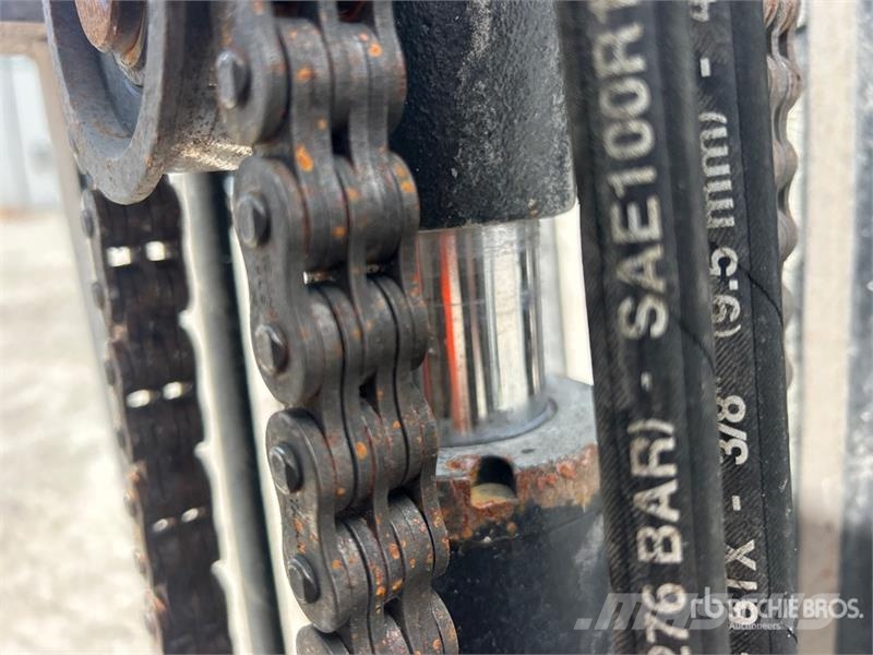 Toyota 8FGU25 4500 lb Pneumatic Tire Forklift Heftrucks overige