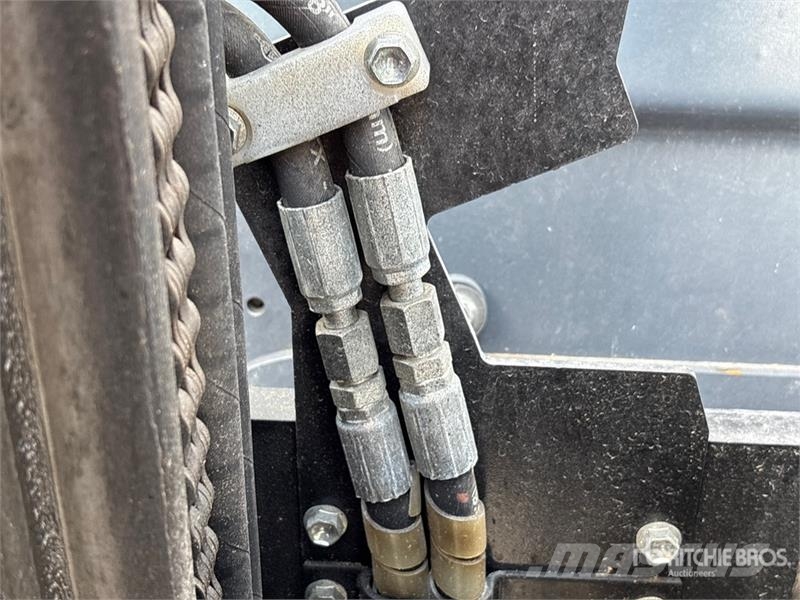 Toyota 8FGU25 Forklift Kahveltõstukid - muud
