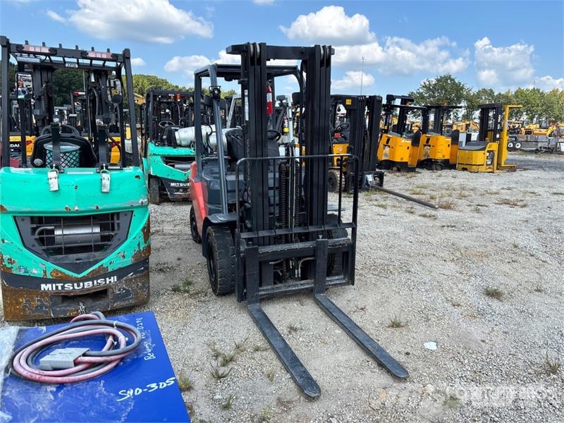 Toyota 8FGU25 Forklift Kahveltõstukid - muud