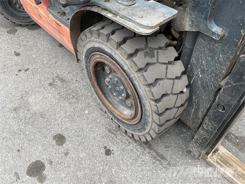 Toyota 8FGU30 Targoncák-Egyéb