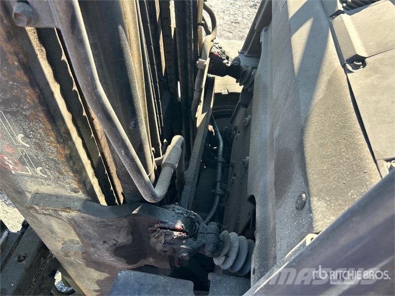Toyota 8FGU30 5620 lb Pneumatic Tire Forklift Targoncák-Egyéb
