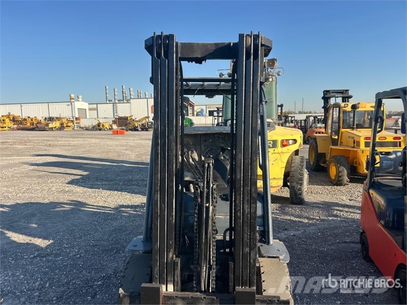 Toyota 8FGU32 6500 lb Pneumatic Tire Forklift شاحنات ذات رافعات شوكية - أخرى