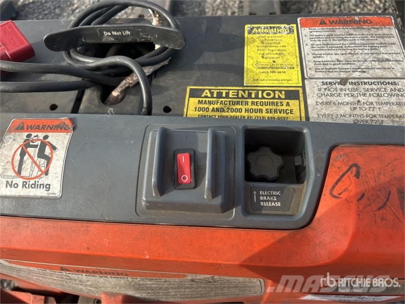 Toyota 8HBW23 Hand pallet truck