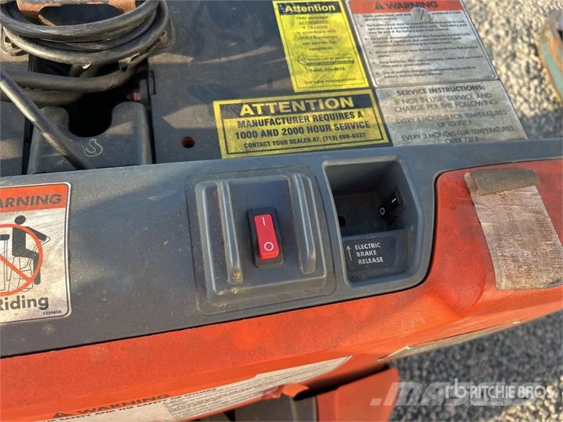 Toyota 8HBW23 Hand pallet truck