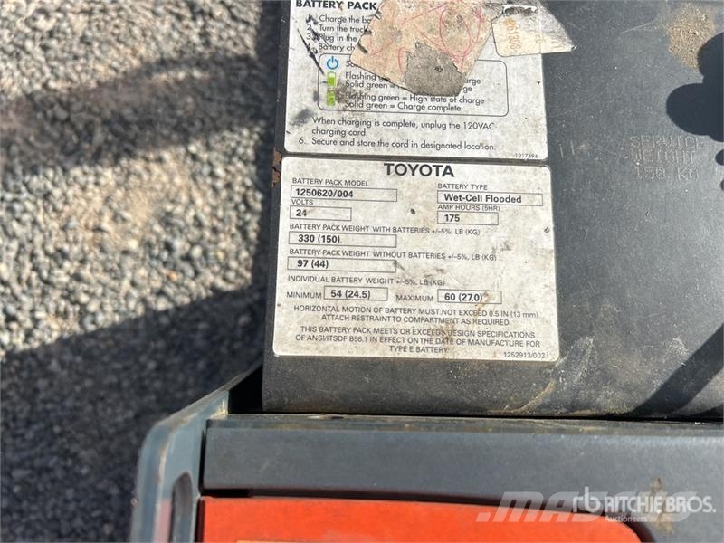 Toyota 8HBW23 شاحنة يدوية بمنصة نقالة