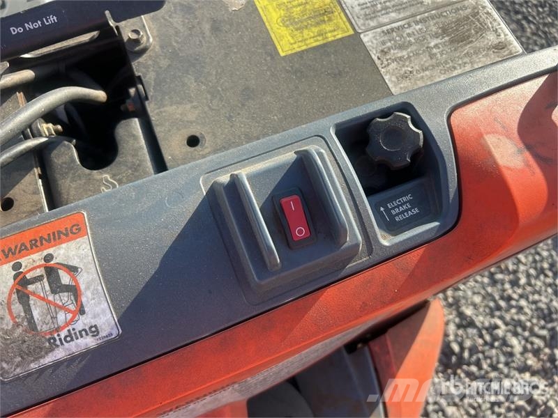 Toyota 8HBW23 Hand pallet truck