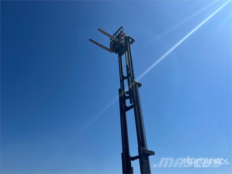 Toyota 9BDRU15 3000 lb Electric Forklift Электропогрузчики