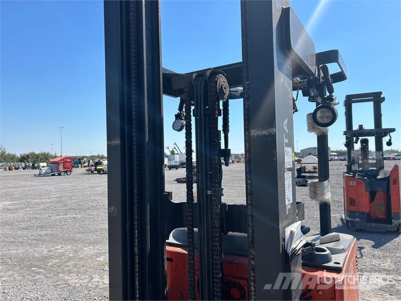 Toyota 9BDRU15 3000 lb Electric Forklift Электропогрузчики