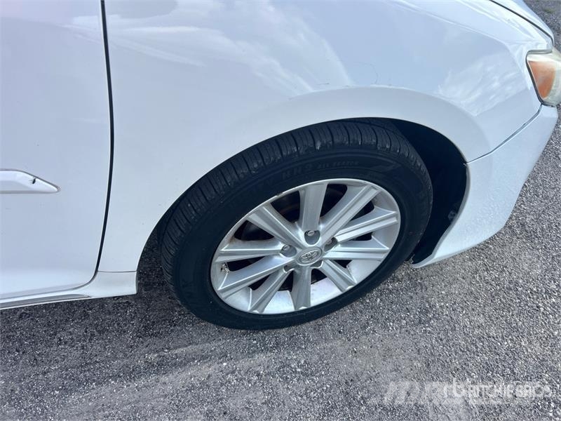 Toyota Camry XLE Carros Ligeiros