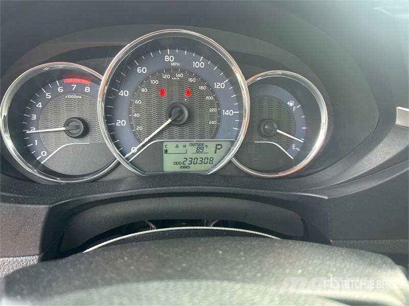 Toyota Corolla CE Automašīnas
