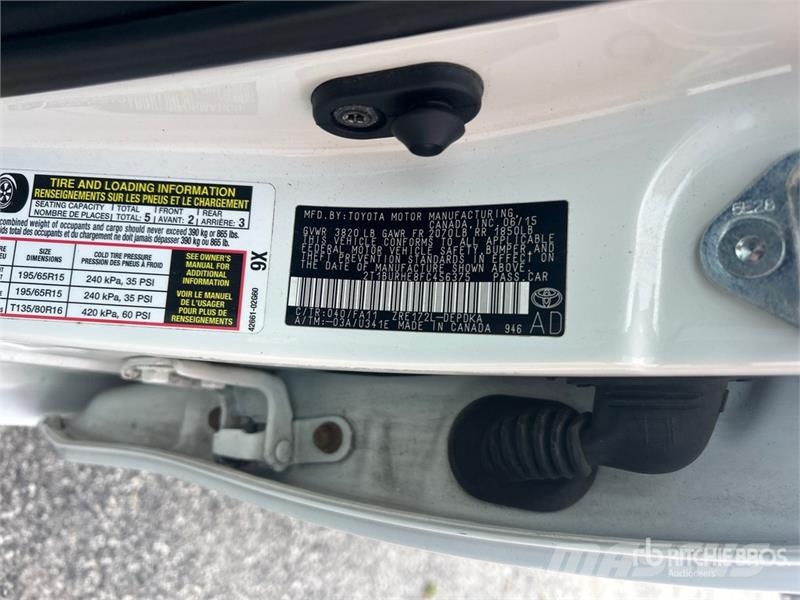 Toyota Corolla CE Automašīnas