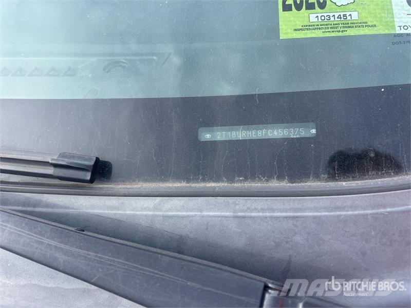 Toyota Corolla CE Automašīnas