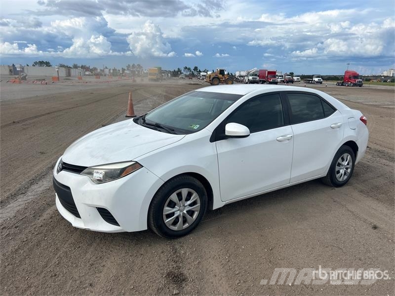 Toyota Corolla CE Automašīnas