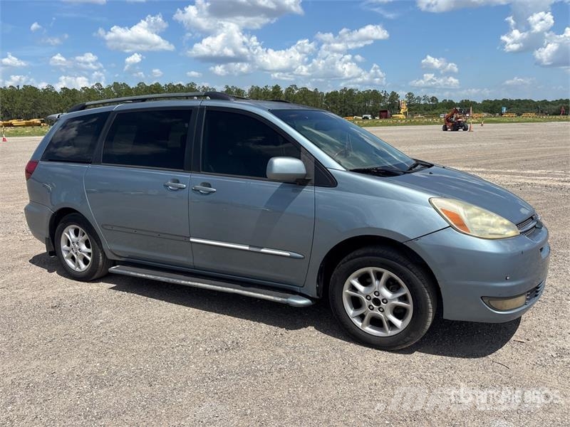 Toyota Sienna Minivan Personbilar