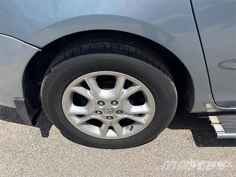 Toyota Sienna Minivan Personbilar