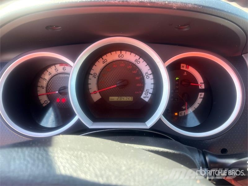 Toyota Tacoma その他