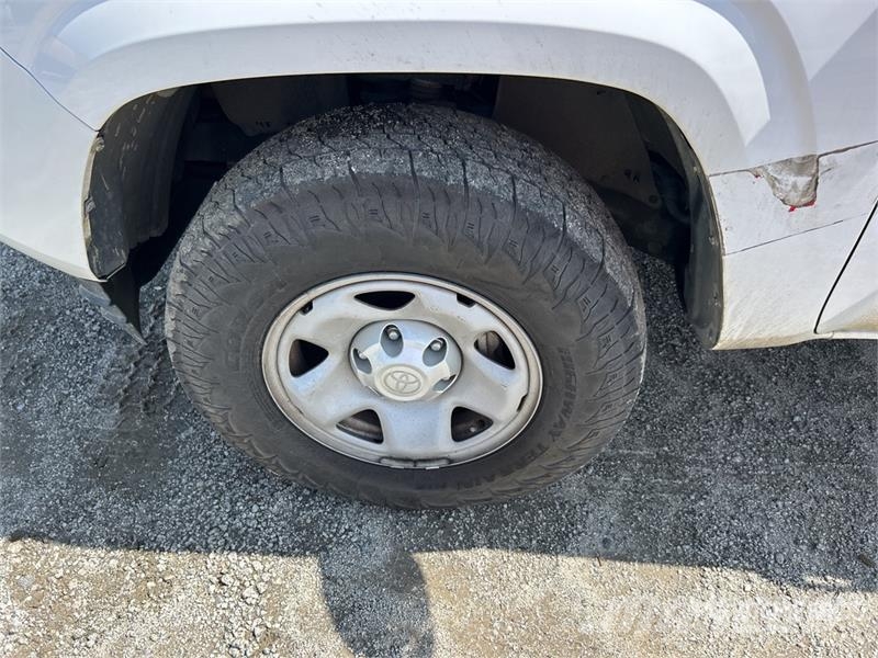 Toyota Tacoma Kita