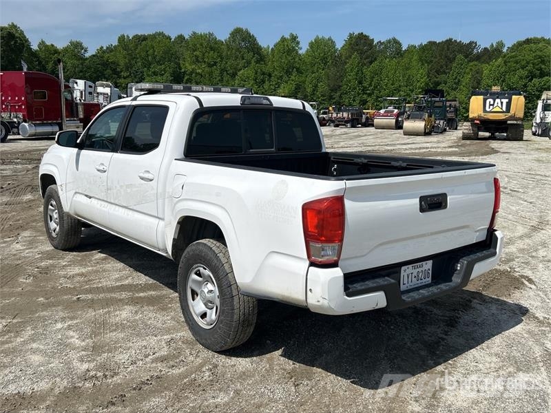 Toyota Tacoma Andere Transporter