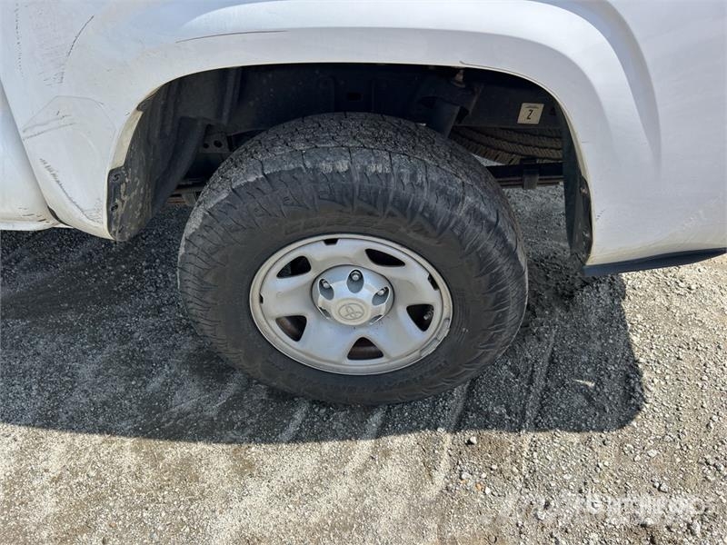 Toyota Tacoma Kita