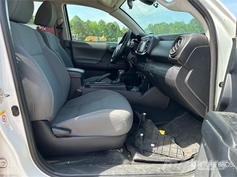 Toyota Tacoma Andere Transporter