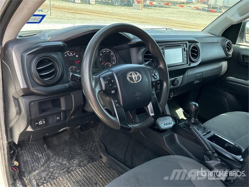 Toyota Tacoma Andere Transporter