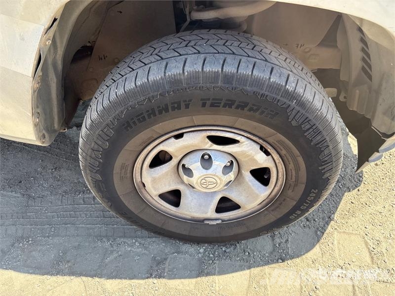 Toyota Tacoma Kita