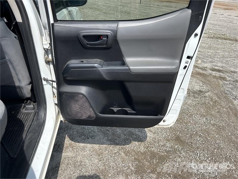 Toyota Tacoma Andere Transporter