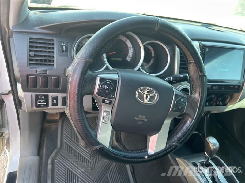 Toyota Tacoma Прочие фургоны