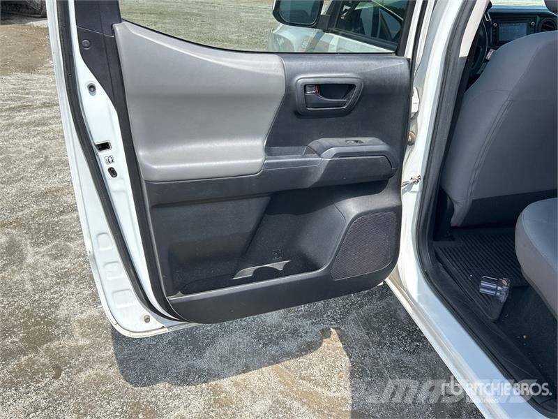 Toyota Tacoma Andere Transporter