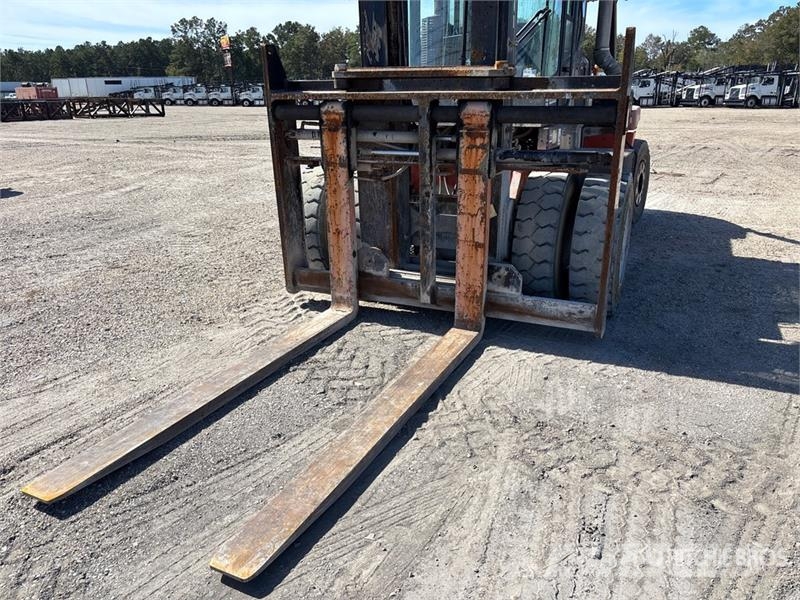 Toyota THD3600-24 36000 lb Pneumatic Tire Forklift (Inope شاحنات ذات رافعات شوكية - أخرى