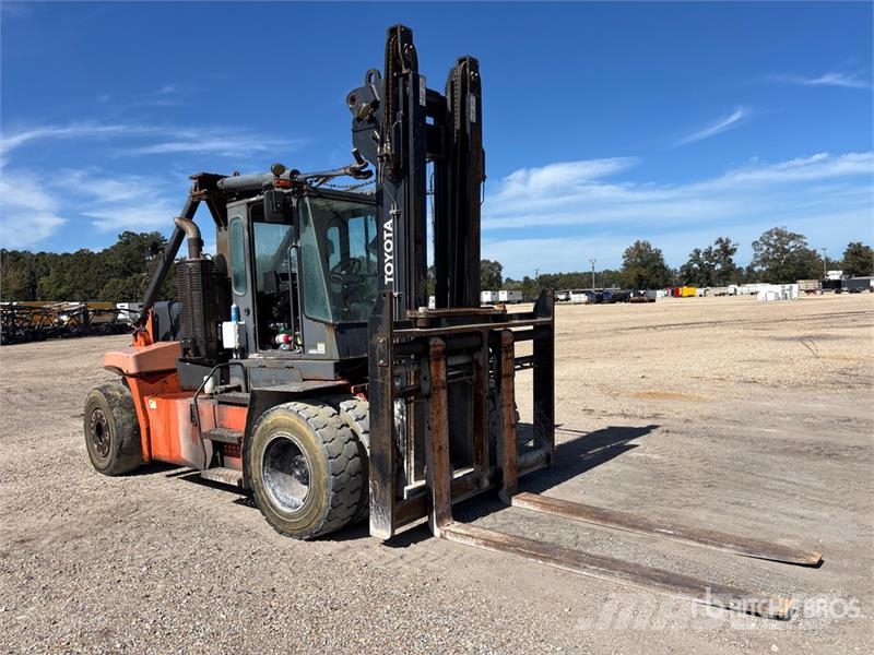 Toyota THD3600-24 36000 lb Pneumatic Tire Forklift (Inope شاحنات ذات رافعات شوكية - أخرى