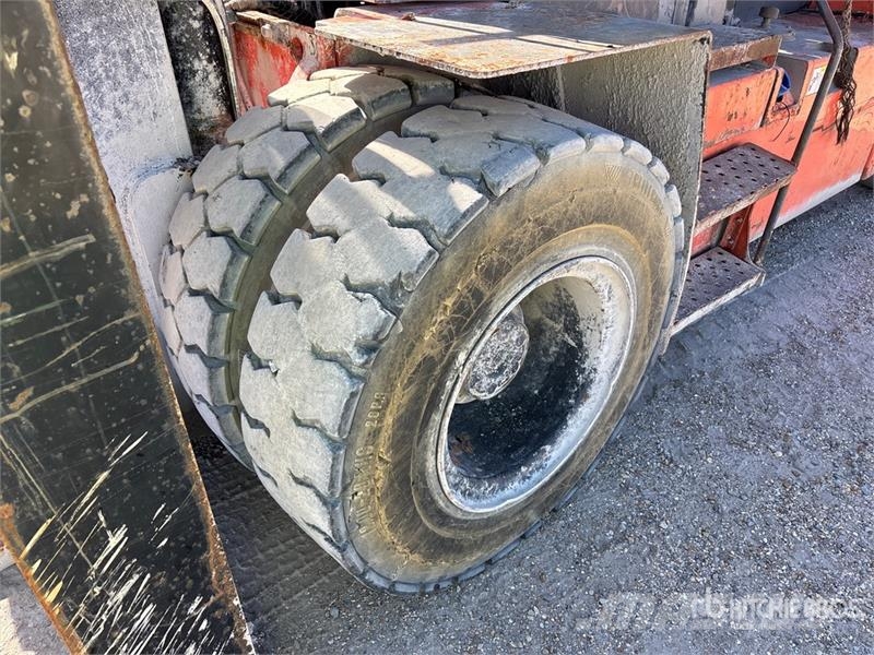 Toyota THD3600-24 36000 lb Pneumatic Tire Forklift (Inope شاحنات ذات رافعات شوكية - أخرى