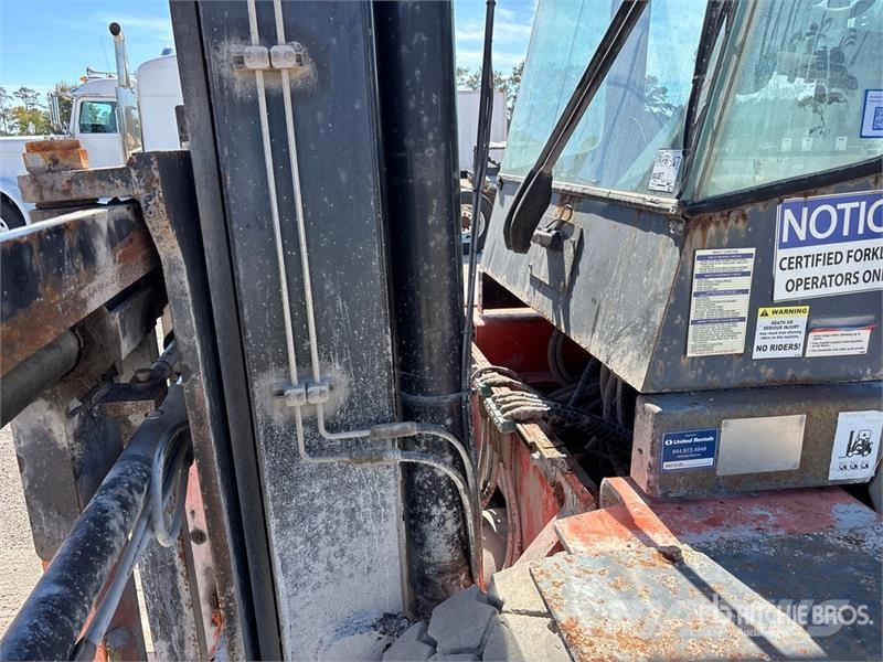 Toyota THD3600-24 36000 lb Pneumatic Tire Forklift (Inope شاحنات ذات رافعات شوكية - أخرى
