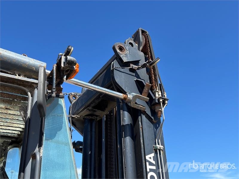 Toyota THD3600-24 36000 lb Pneumatic Tire Forklift (Inope شاحنات ذات رافعات شوكية - أخرى