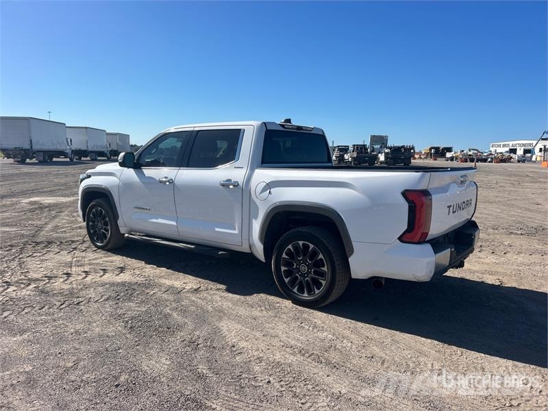 Toyota Tundra Anders