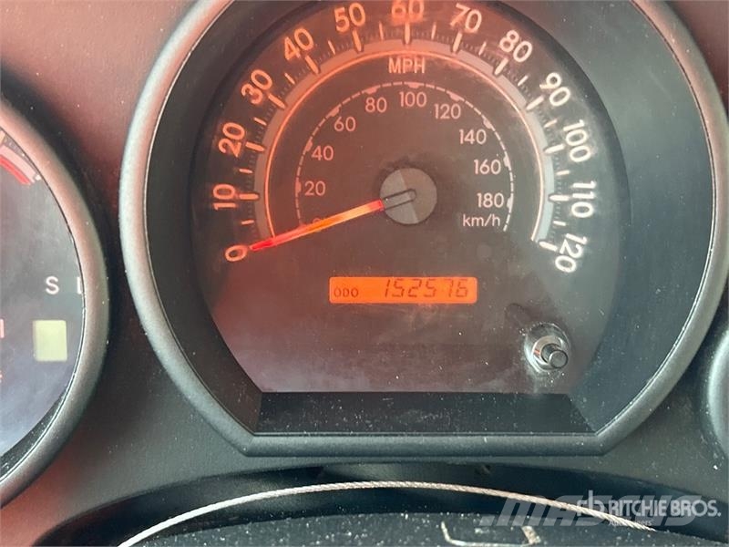 Toyota Tundra 4x4 Crew Cab Pickup Ostalo