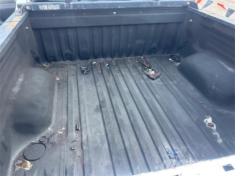 Toyota Tundra 4x4 Crew Cab Pickup Andere Transporter