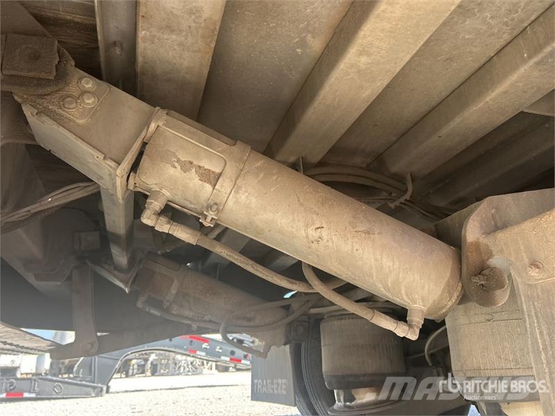 Trail-Eze TE70XTS 48 ft T/A Hydraulic Tail Trailer Maskinhenger