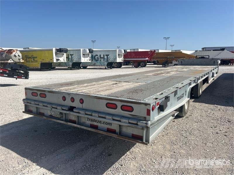 Trail-Eze TE70XTS 48 ft T/A Hydraulic Tail Trailer Maskinhenger