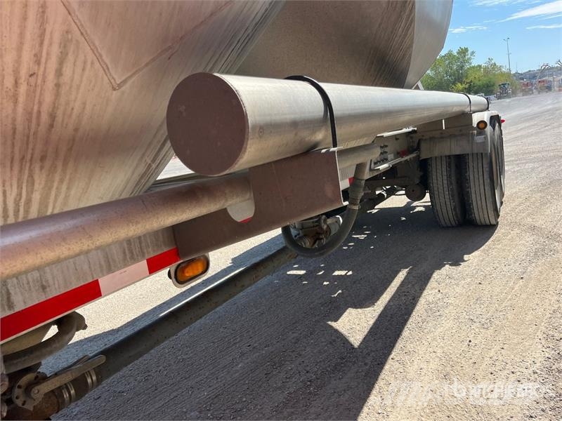 Trail King 1040 cft T/A Pneumatic Bulk Trailer Otros remolques