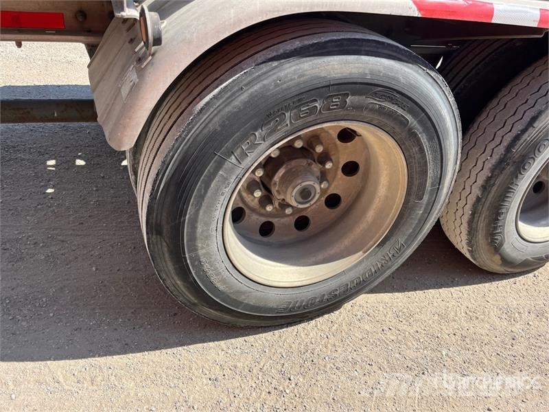 Trail King 1040 cft T/A Pneumatic Bulk Trailer Otros remolques