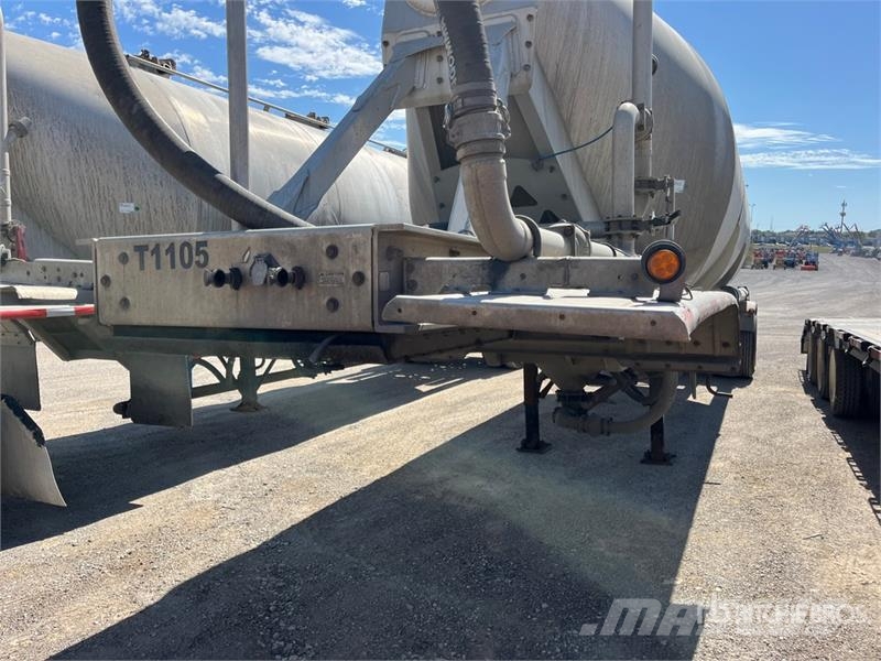 Trail King 1040 cft T/A Pneumatic Bulk Trailer مقطورات أخرى