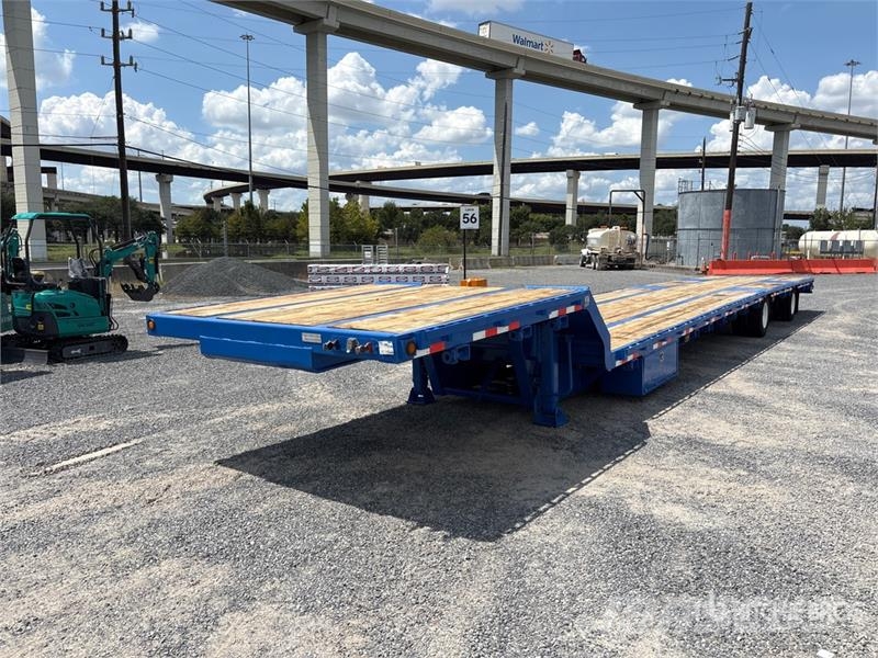 Trail King 53 ft T/A Spread Axle Step Deck Trailer Mélybölcsős