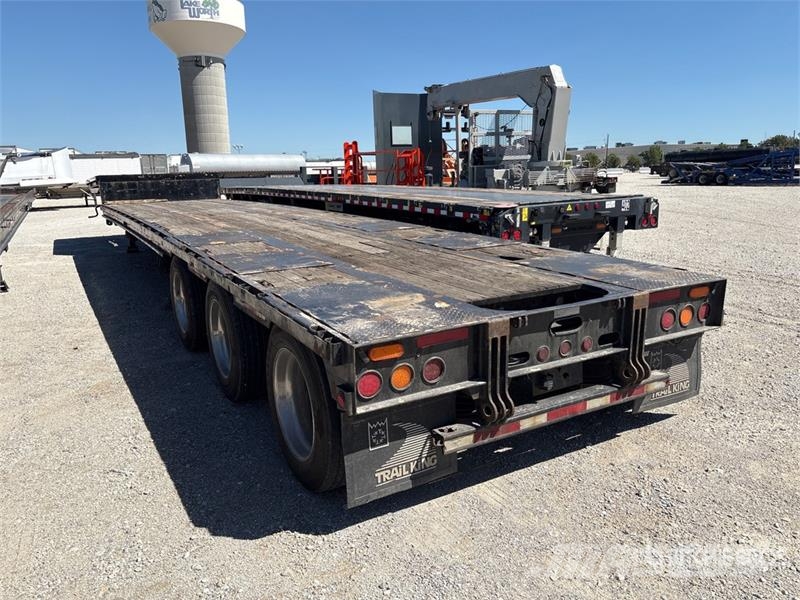 Trail King 53 ft Tri/A Spread Axle Step Deck Trailer Nizki nakladalci