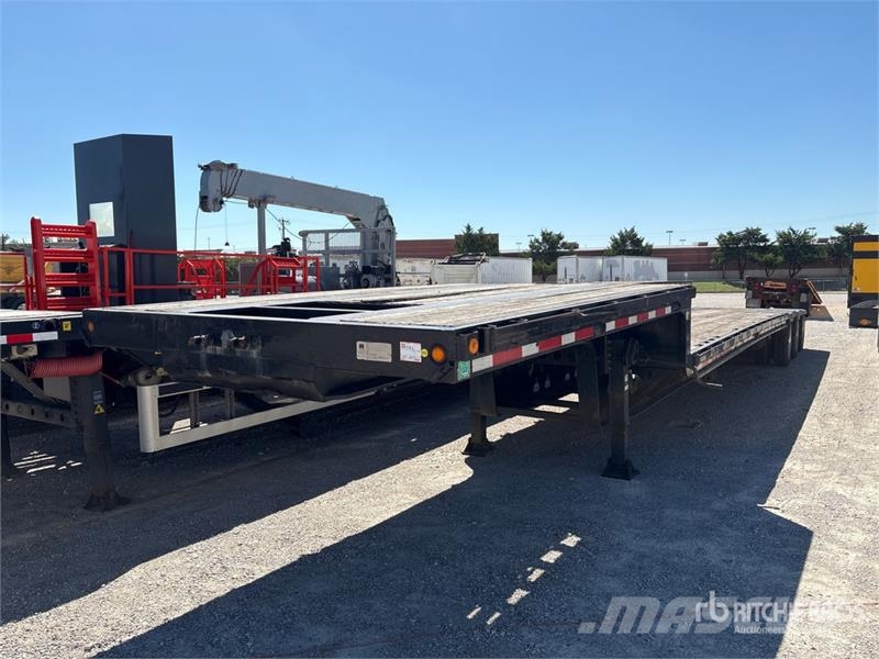Trail King 53 ft Tri/A Spread Axle Step Deck Trailer Nizki nakladalci