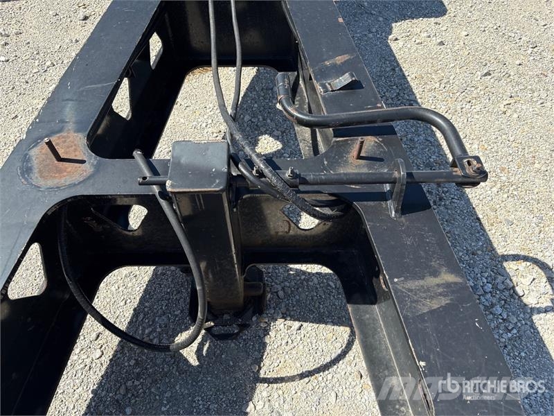 Trail King S/A Booster Axle Druge prikolice